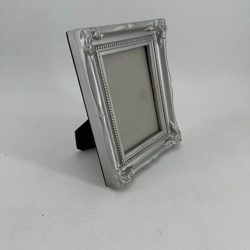 Vintage Style Silver Ornate Beaded Picture Frame 4x6 Tabletop Wall Decor